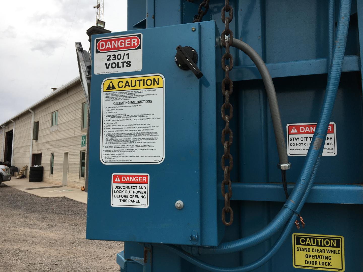 ./imagenes/INVOICE/2019/16766/COMPACTADOR DE CARTON MARATHON V-6030-HD-02 (17).JPG